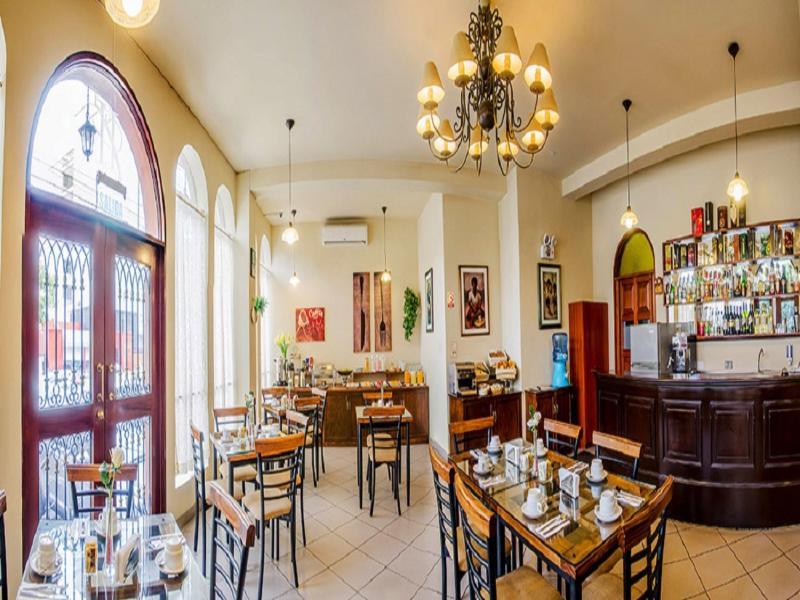Hotel Carmel Lima Bagian luar foto